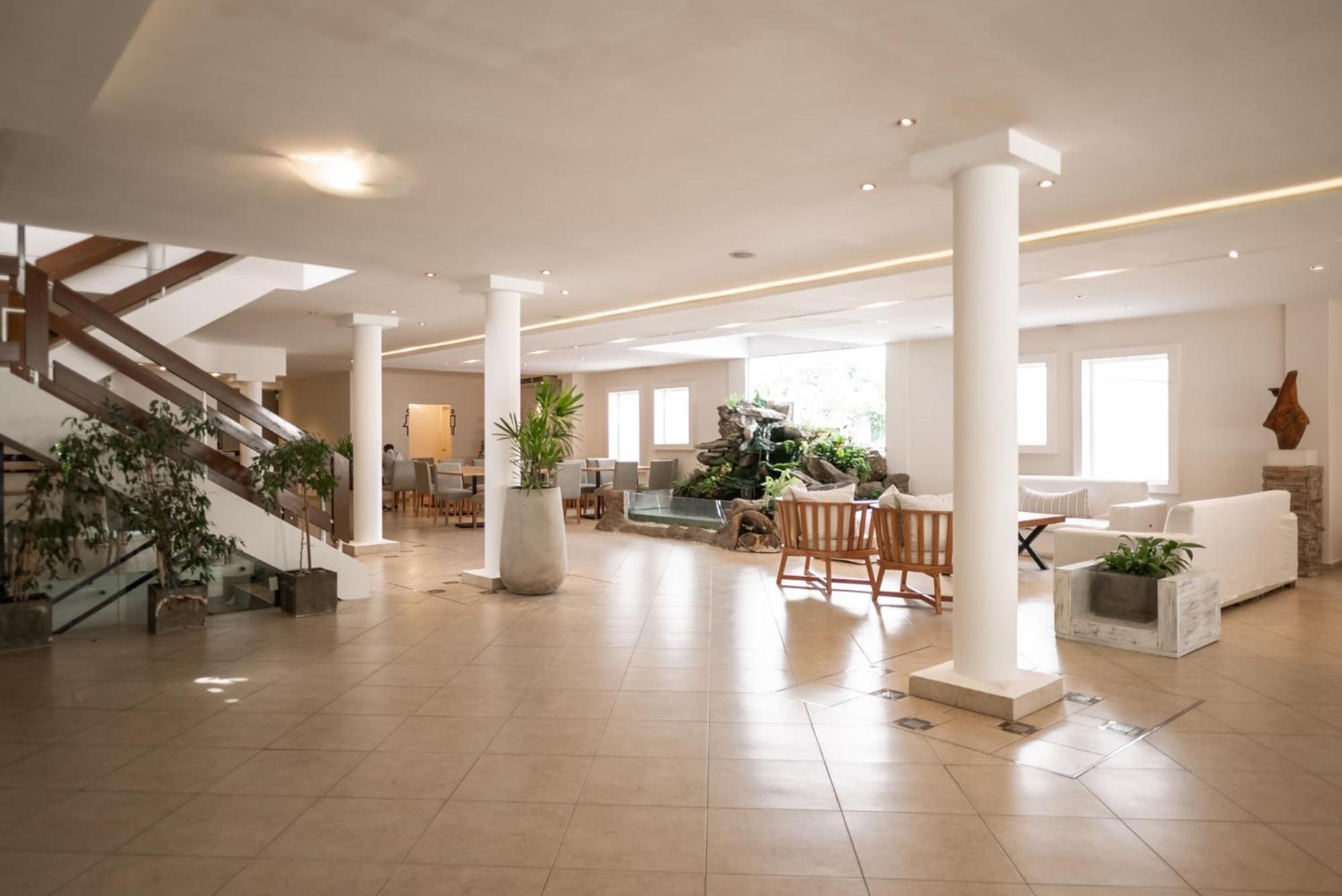 Hotel Santa Cecilia & I Villa Carlos Paz